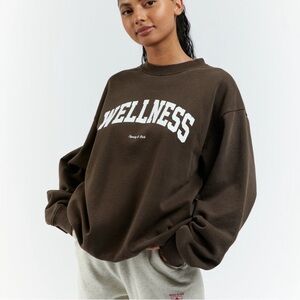 Sporty & Rich Wellness crewneck